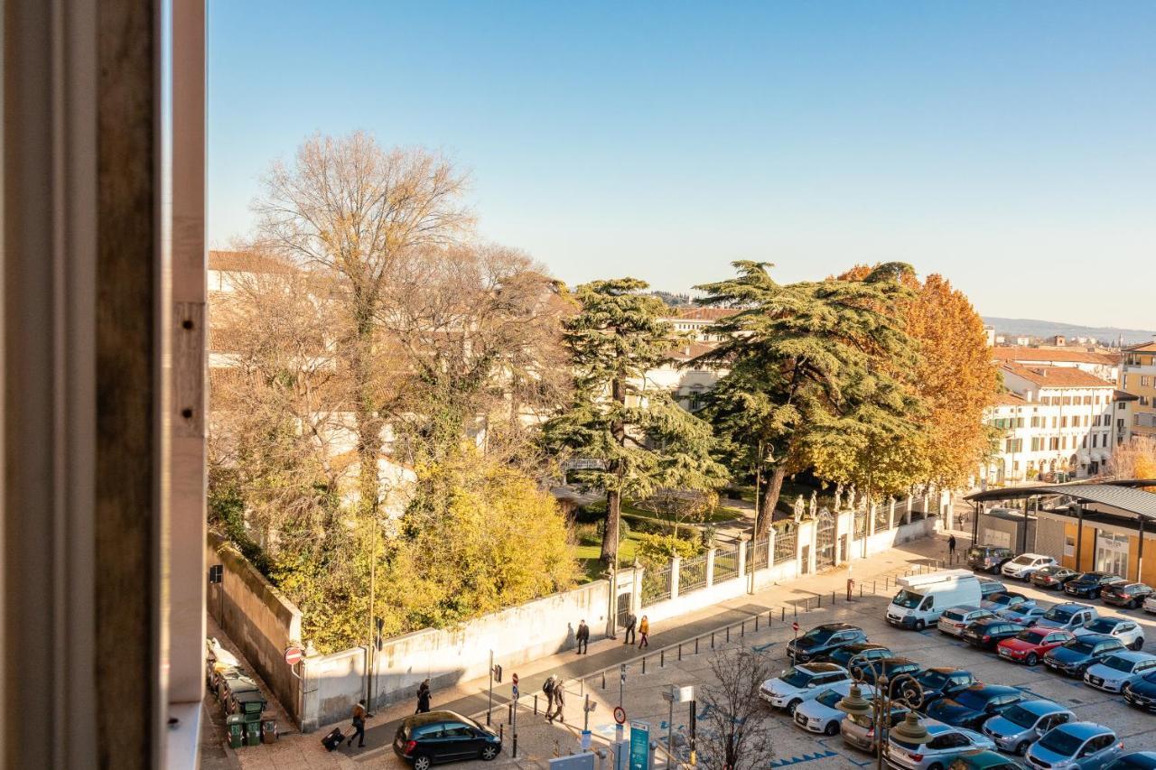 Attico Quarto Di Luna Verona Exterior photo